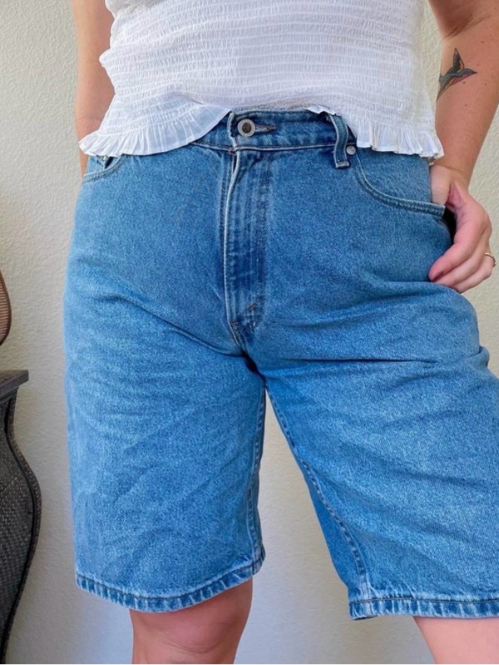 Vintage 90s Levi's SilverTab Loose long denim shorts gender neutral 32 Waist